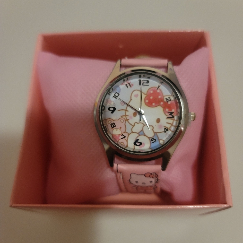 New Hello Kitty watch with watch pillow and gift box
